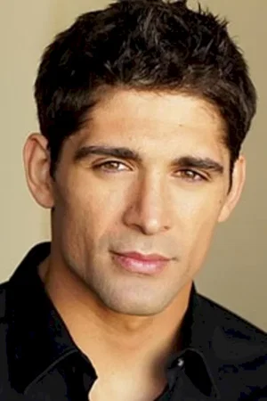 Bren Foster photo
