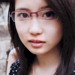 Photo star :  Mirai Shida