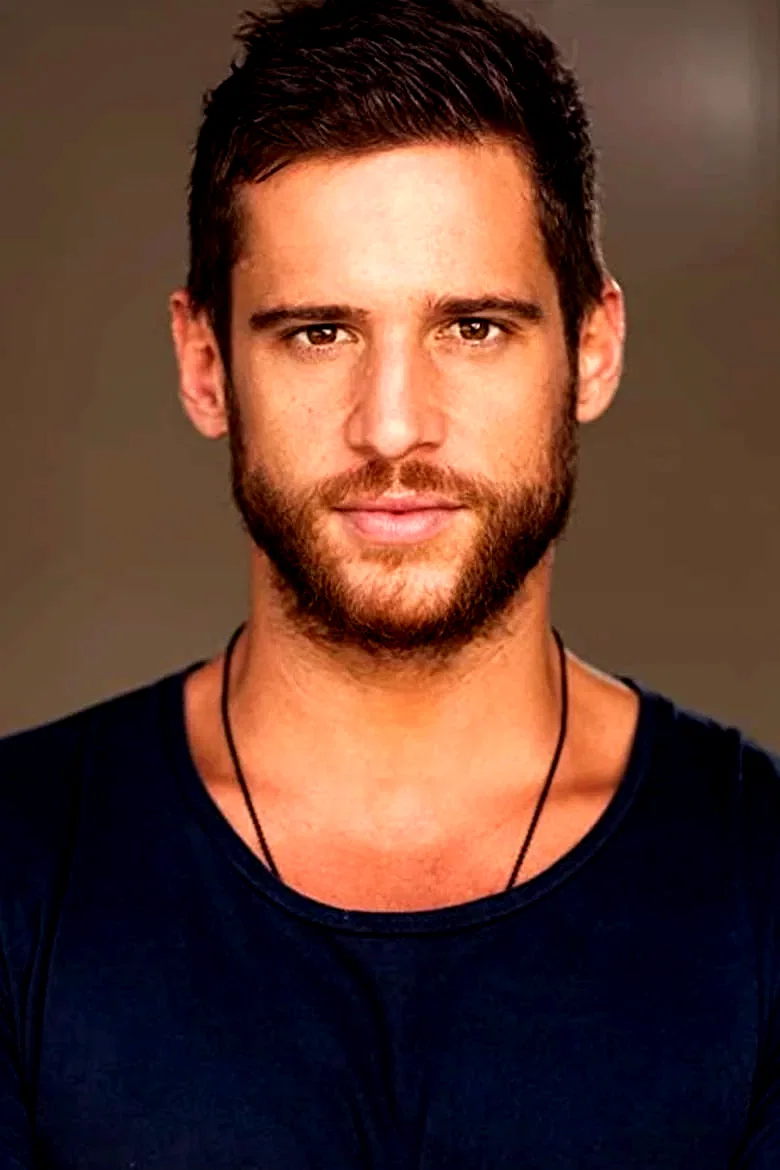 Dan Ewing