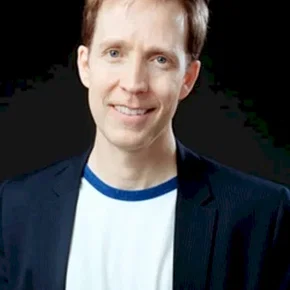 Photo star :  James Arnold Taylor