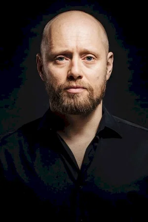 Aksel Hennie photo