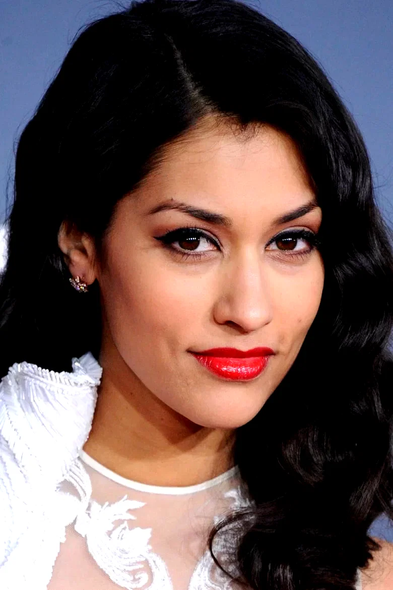 Janina Gavankar