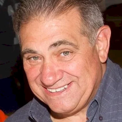 Dan Lauria