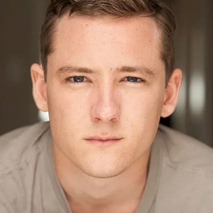 Lewis Pullman