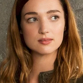Photo star : Kristen Connolly