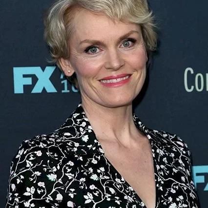 Stephnie Weir