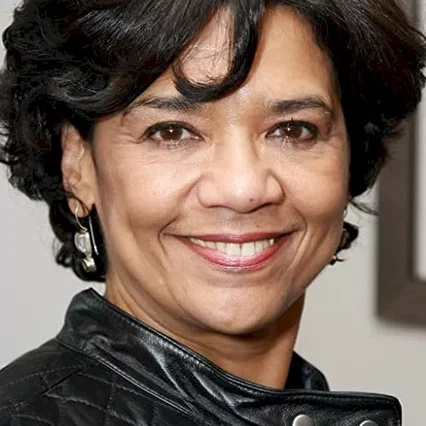  Sonia Manzano