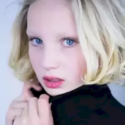  Helena Zengel