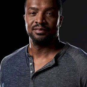 Photo star : Roger Cross