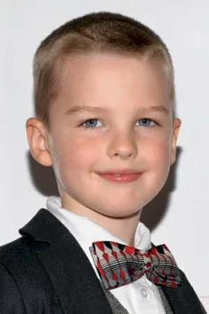  Iain Armitage photo