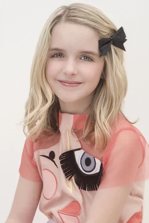 Mckenna Grace photo