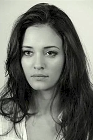 Anne Serra photo