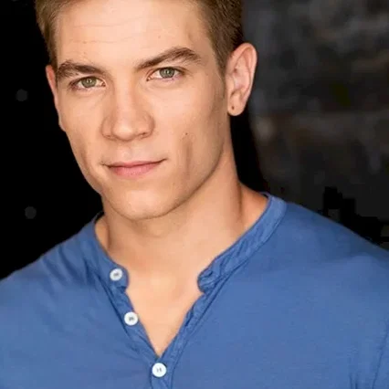  Lucas Adams
