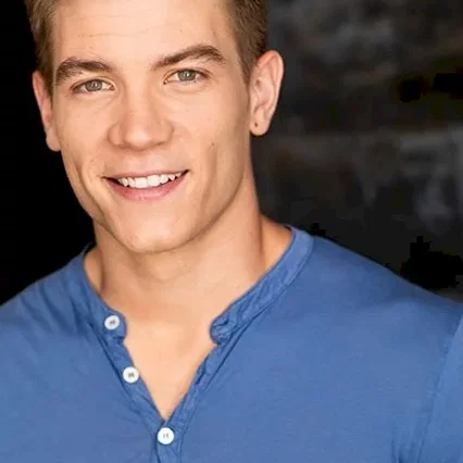  Lucas Adams