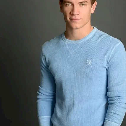  Lucas Adams