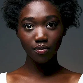Photo star :  Raven Scott