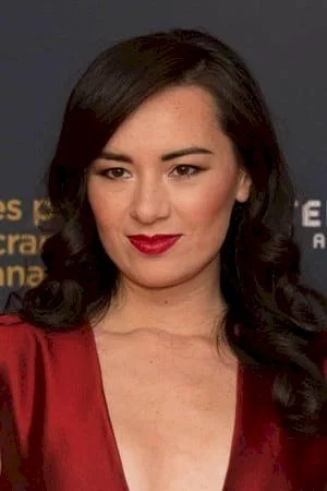 Cara Gee photo