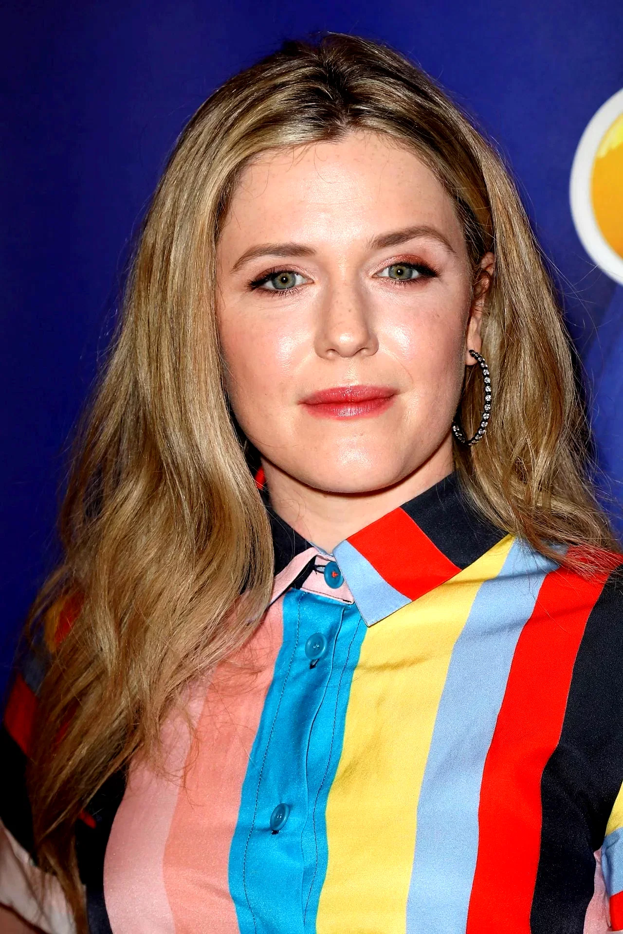  Harriet Dyer