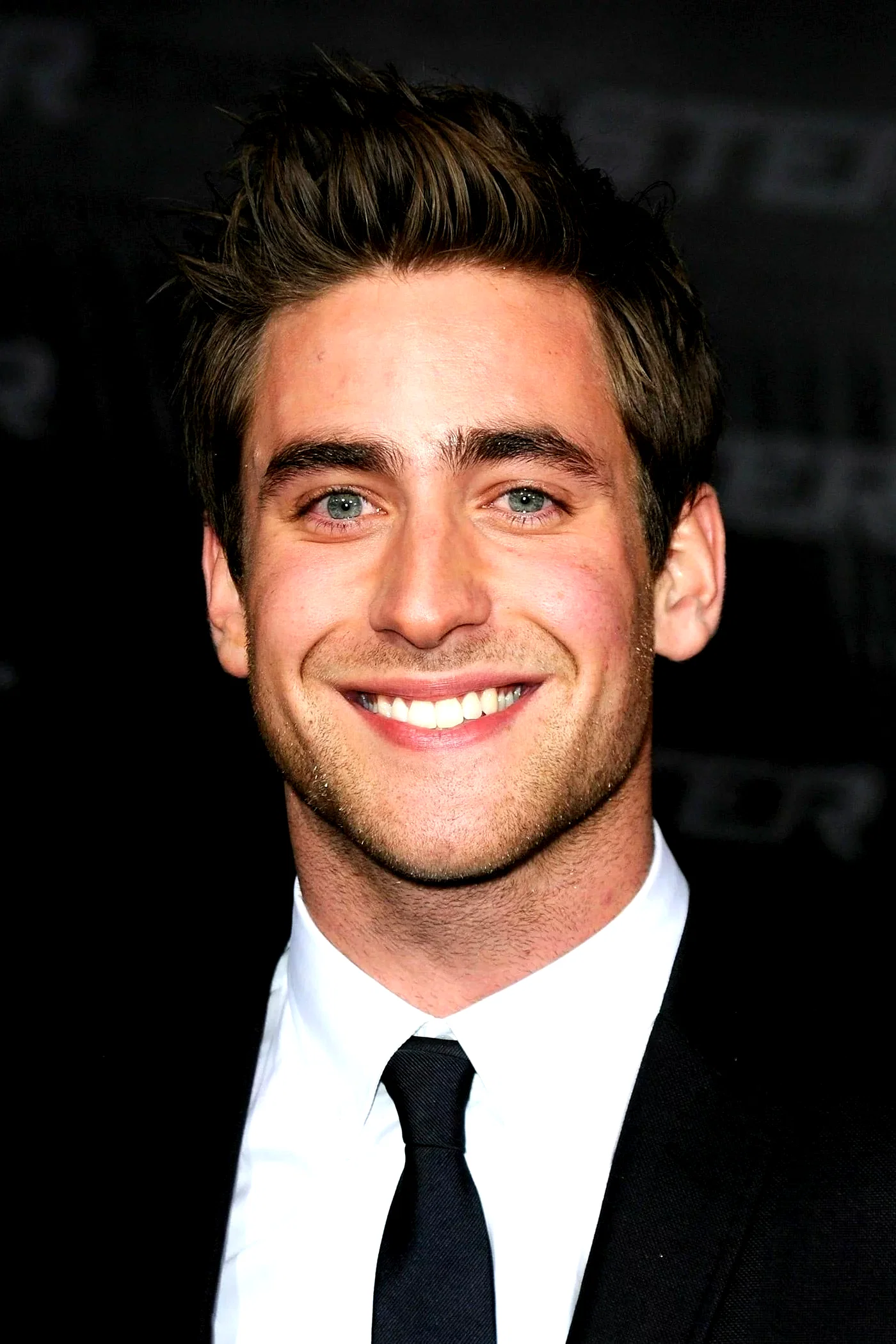 Oliver Jackson-Cohen 