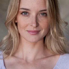 Photo star : Emily Baldoni