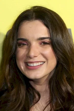  Dylan Gelula photo