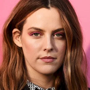 Photo star : Riley Keough
