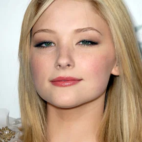 Photo star : Haley Bennett
