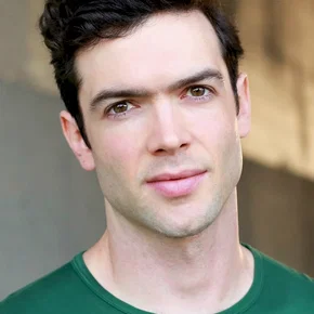 Photo star : Ethan Peck