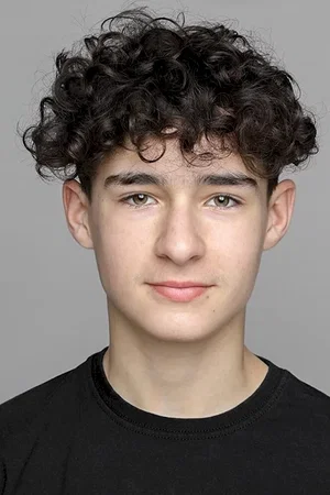  Edan Hayhurst