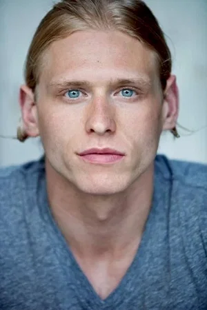  Nicholas Logan photo