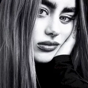 Photo star :  Alli Hart