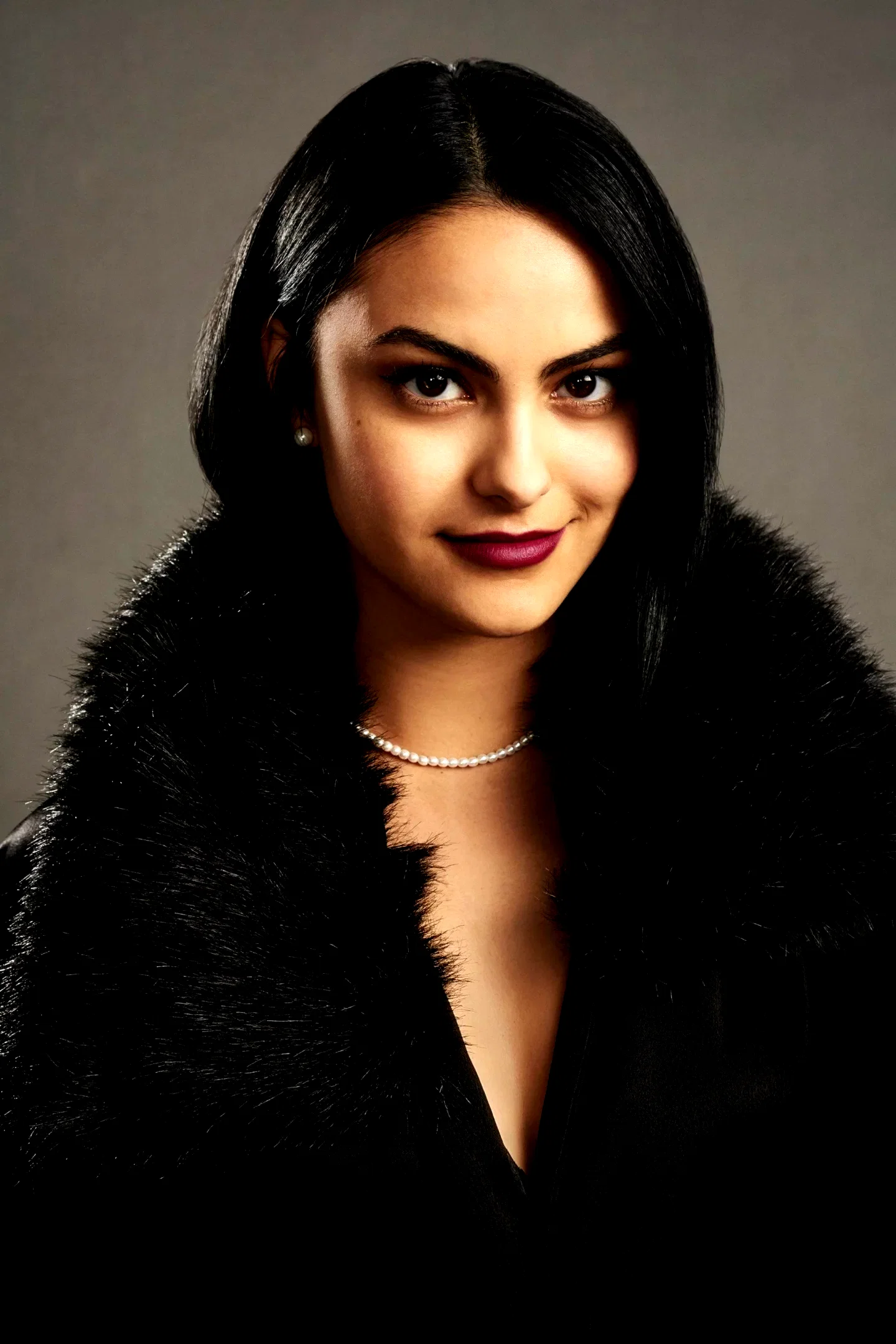  Camila Mendes