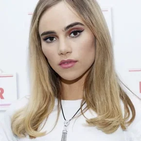 Photo star :  Suki Waterhouse