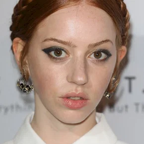 Photo star :  Lily Newmark