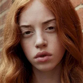 Photo star :  Lily Newmark