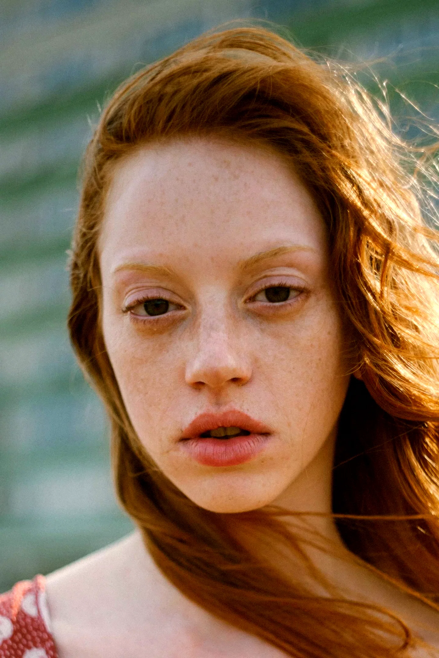  Lily Newmark
