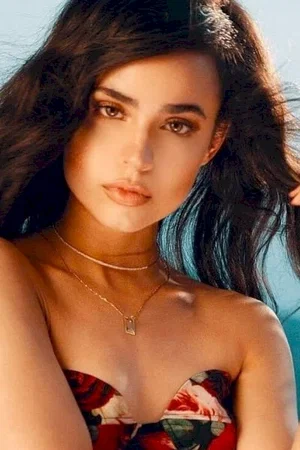  Sofia Carson photo