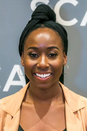  Sasha Compère photo