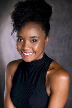  KiKi Layne photo