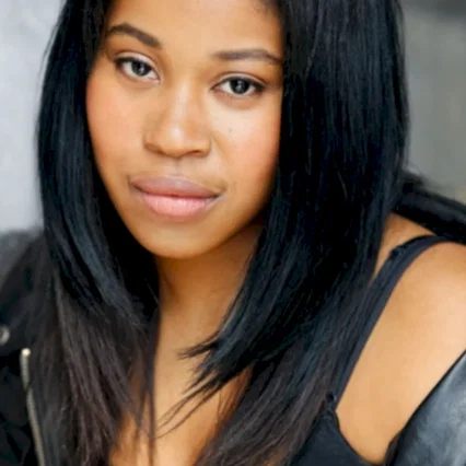  Dominique Fishback