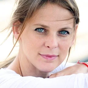 Photo star : Hillary Baack