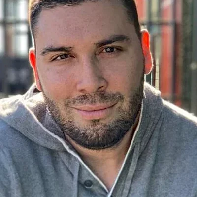  Ernest Cavazos