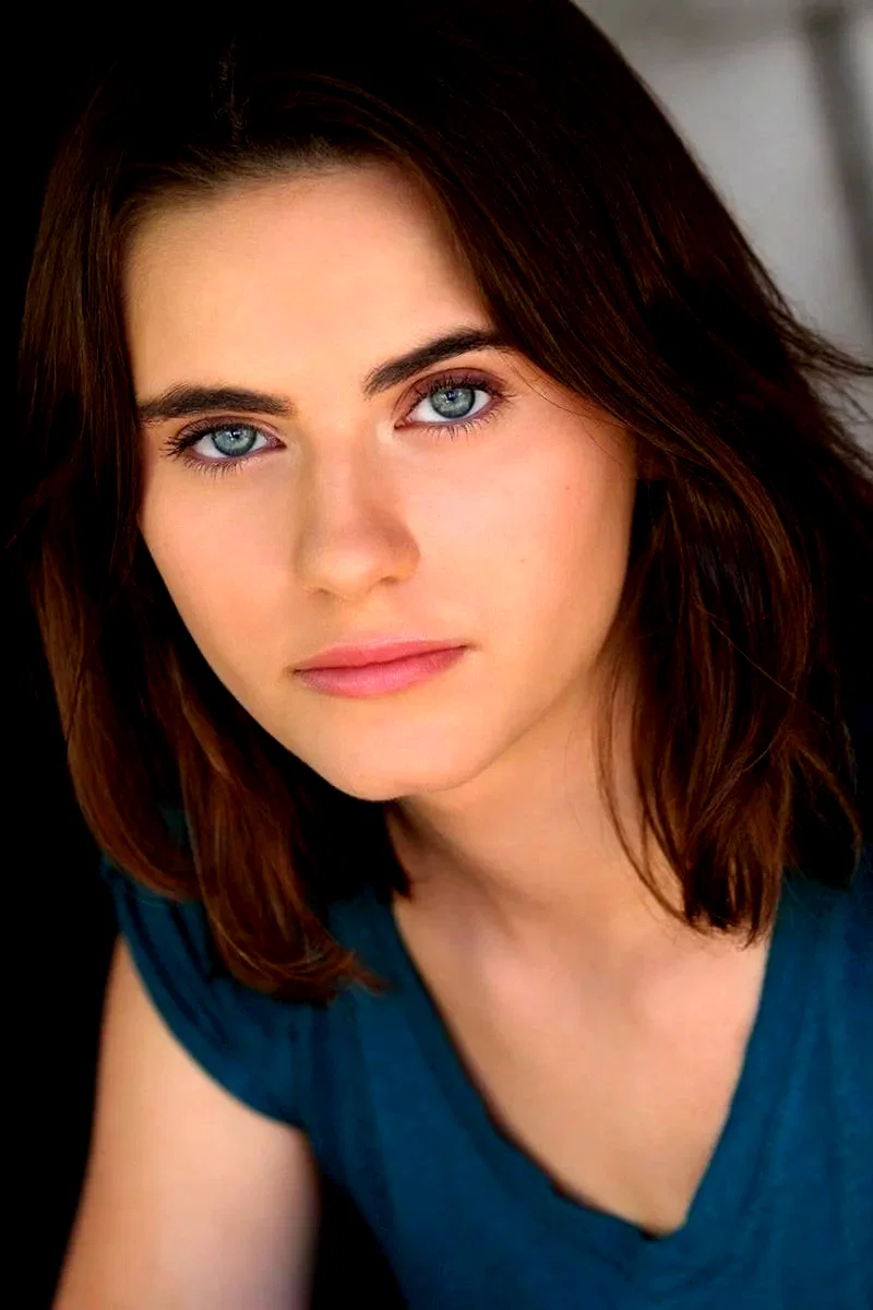  Alexia Ioannides