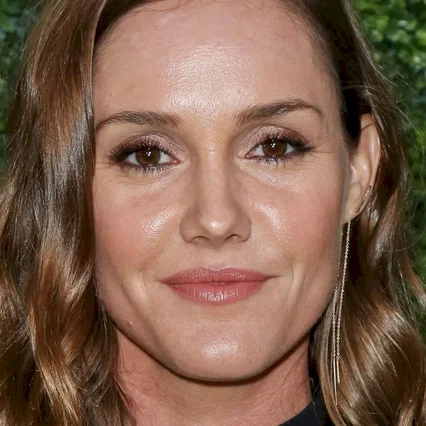 Erinn Hayes