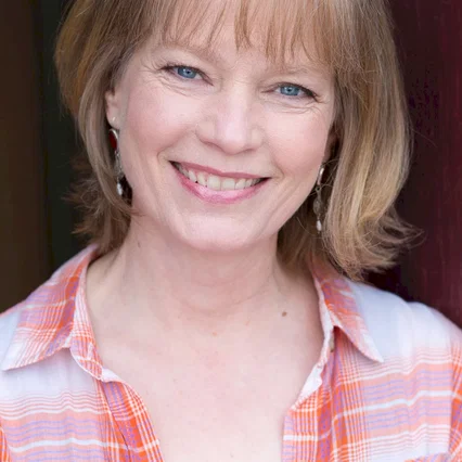  Amy Stoch