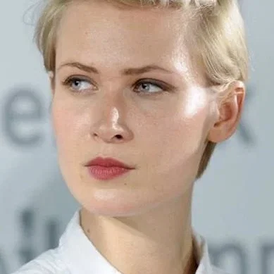  Agnieszka Żulewska