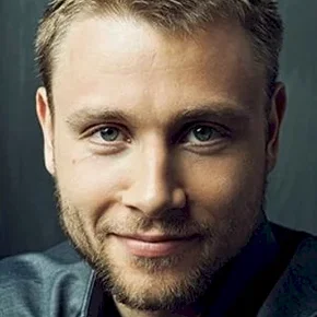 Photo star :  Max Riemelt