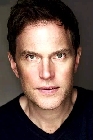 Daniel Lapaine
