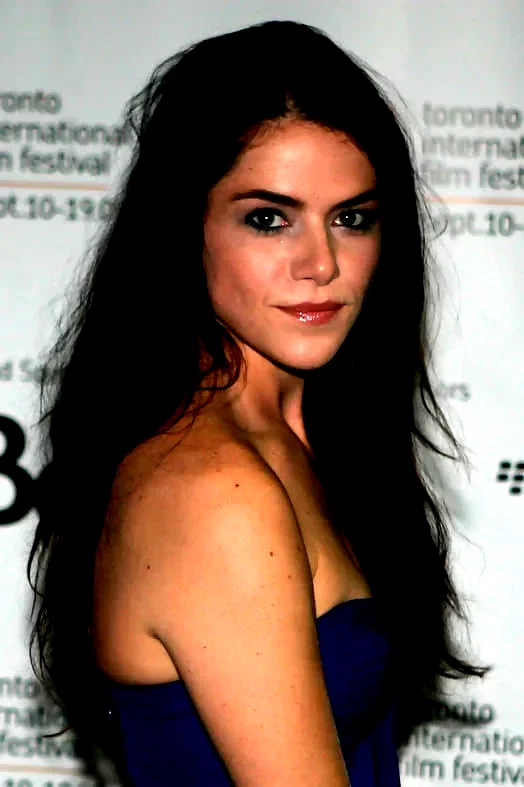 Kaniehtiio Horn