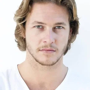 Photo star : Luke Bracey